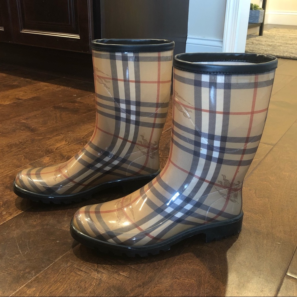 Burberry Plaid Winter & Rain Boots - Tan and Black